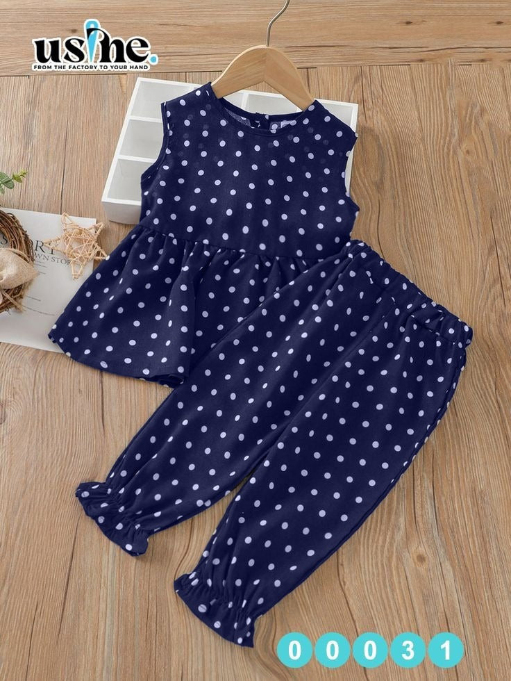 00031 Girls' two-piece set: navy polka dot blouse and pants