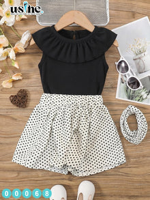 00068 Girls' outfit, polka dot blouse and skirt