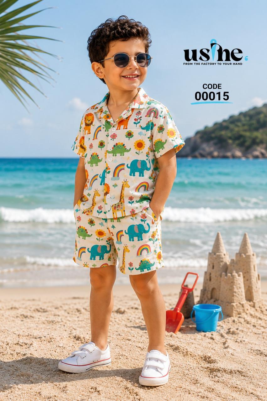 00015 Animal shirt and shorts