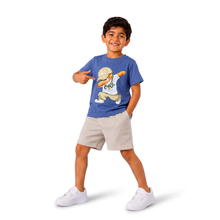 00075 T-shirt and bear shorts with a cool cap