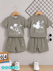 20068 I made Mickey shorts and a t-shirt for my children.