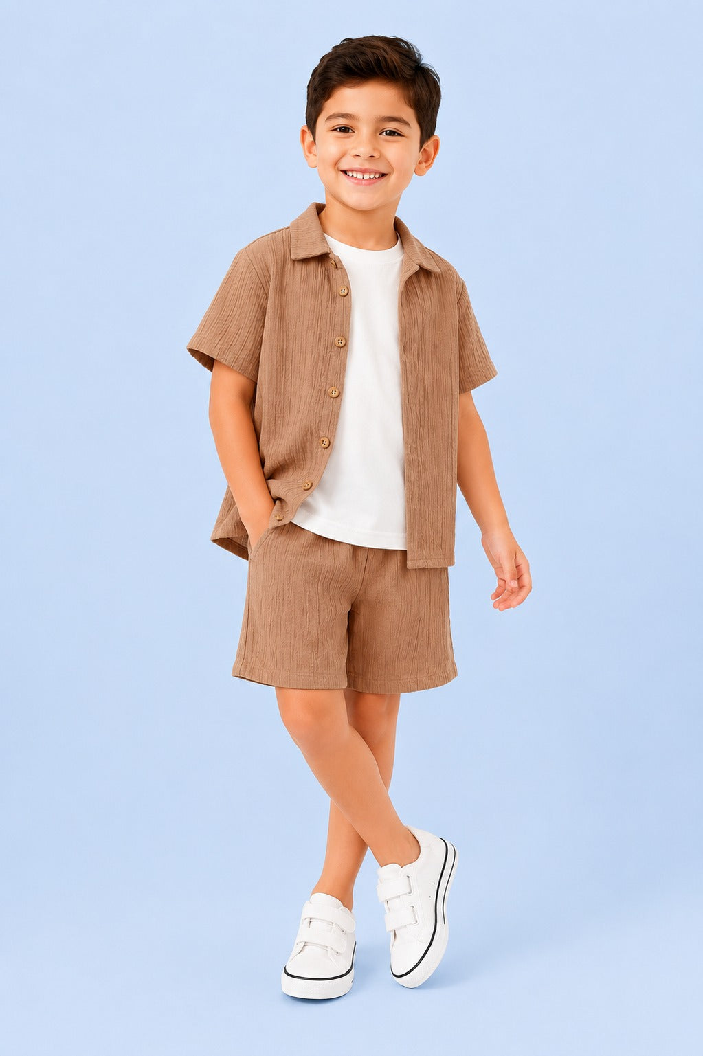 00046 Kids 3-piece set: coffee shirt and shorts, and a white t-shirt