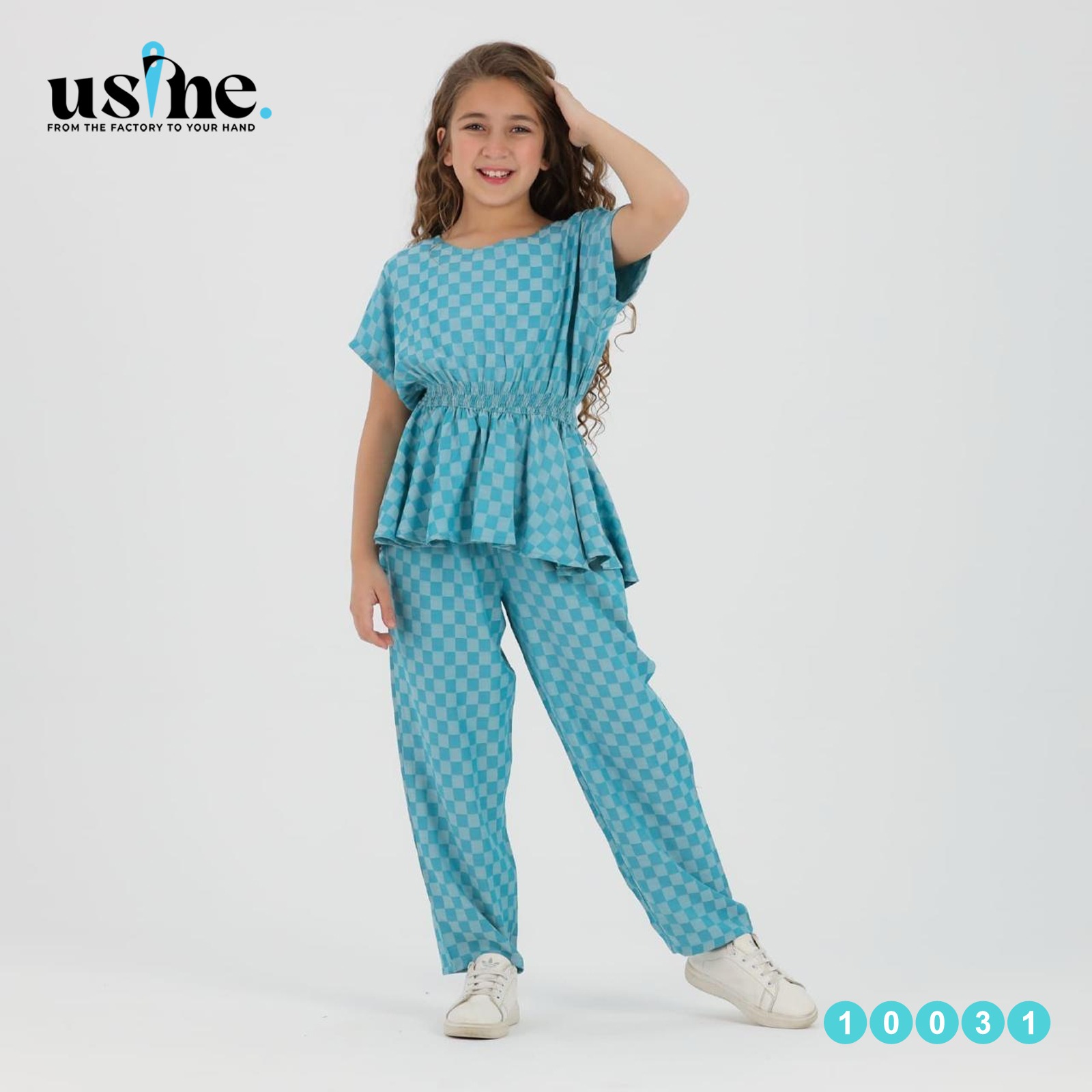 10031 سوت بناتي قطعتين مربعات استك