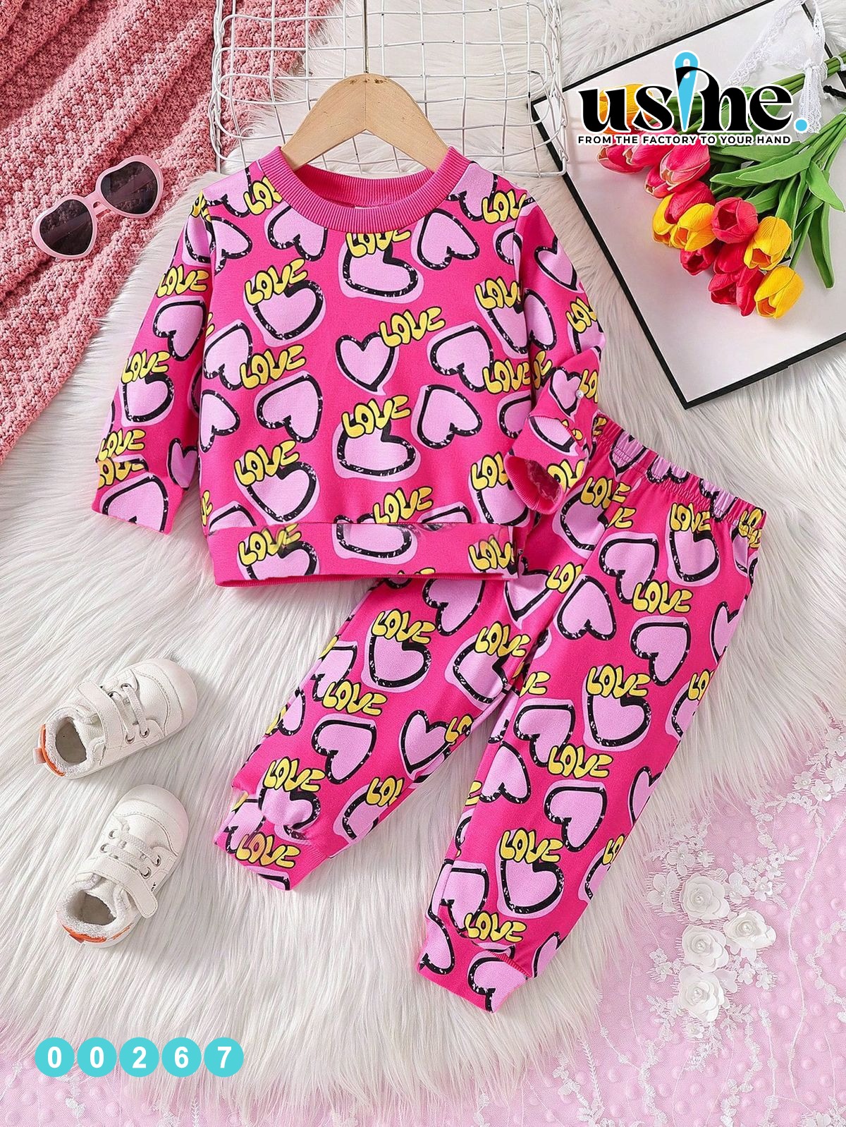 00267 طقم بناتى مكون من قطعتين بنطلون وسويتشيرت LOVE PINKY